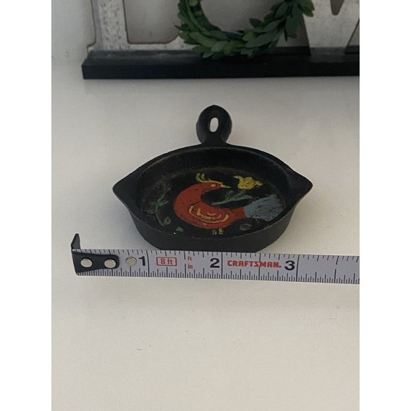Vintage Mid Century Miniature Cast Iron Skillet Bird LHC‎ Japan Raised Relief - Picture 14 of 16